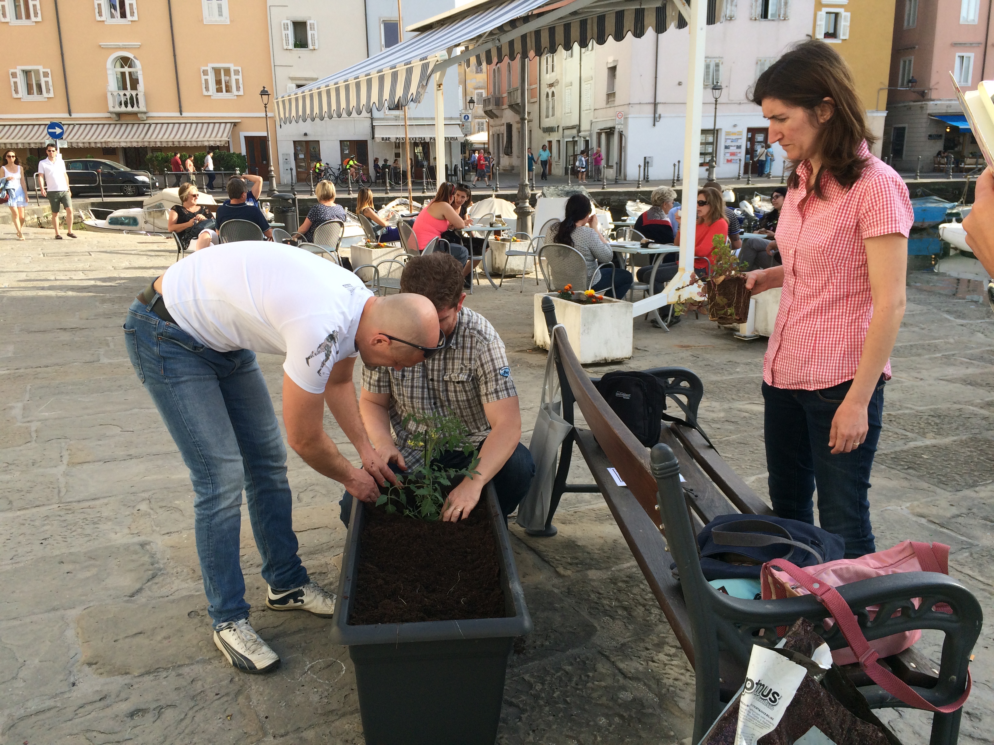 Infioriamo il porticciolo 2018