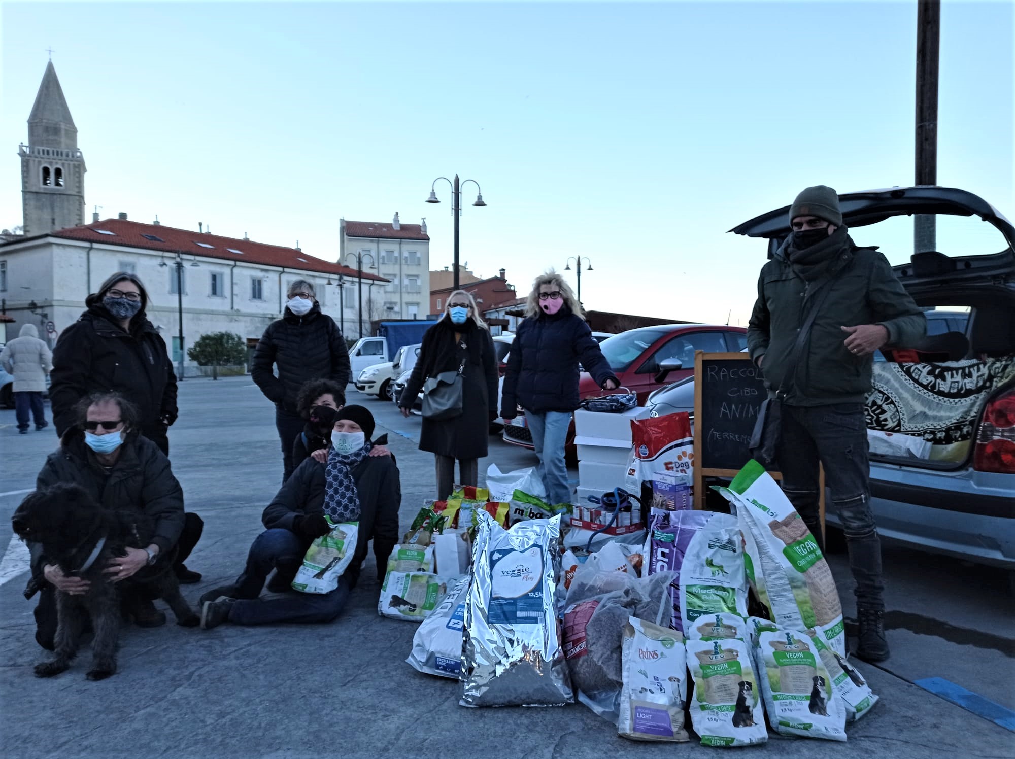 Colletta mangimi per animali terremotati in Croazia